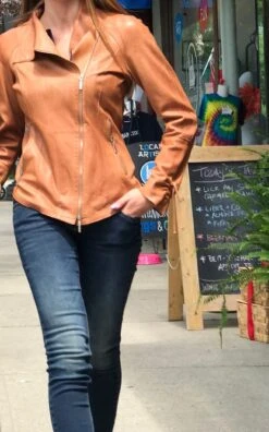 Artico Women's Leather Moto Jacket In Cognac