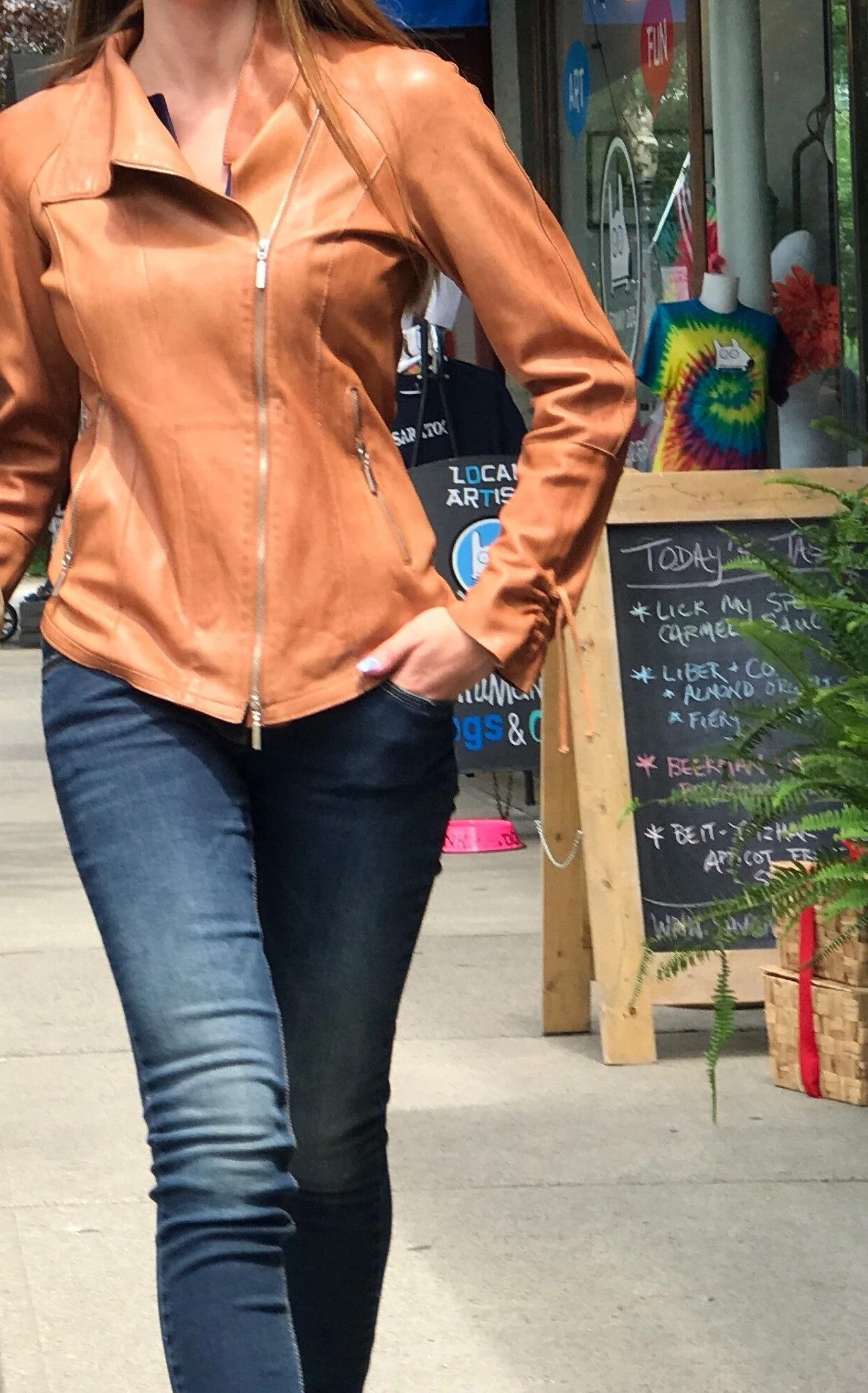 Artico Women's Leather Moto Jacket In Cognac